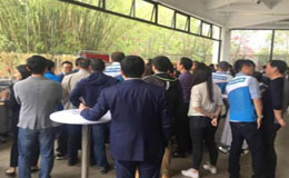 和记娱乐官网app&迪卡侬： 智慧工厂落地从数字化开始